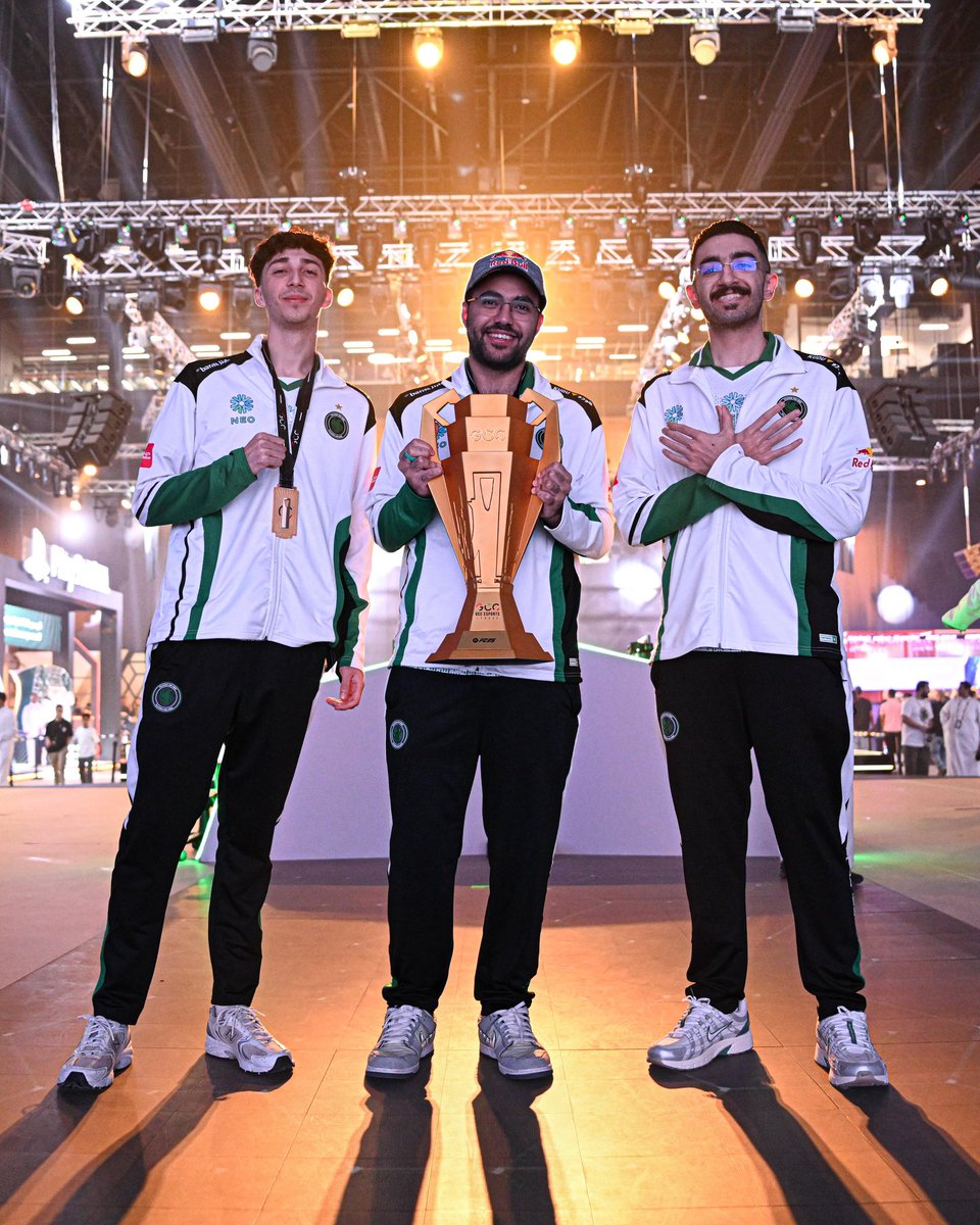 الحمدلله بطل بطولة الدوري الخليجي 🏆💚 

شكراً لدعمكم وباذن الله القادم افضل 🙏🏻💚