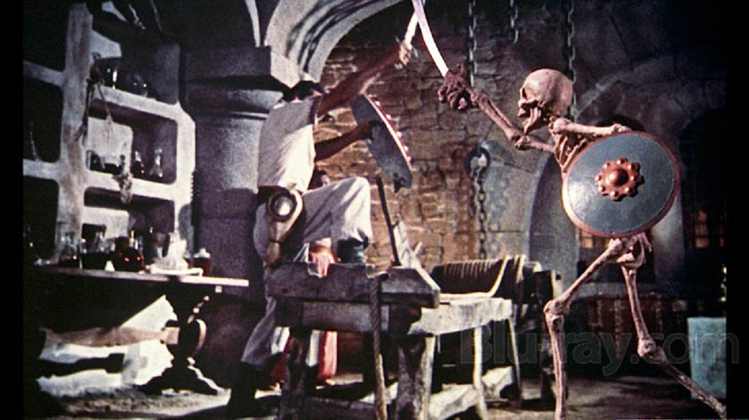 HorrorHammer1's tweet image. "The 7th Voyage of Sinbad", a memorable sword fight scene features Sinbad battling a skeleton (1958)