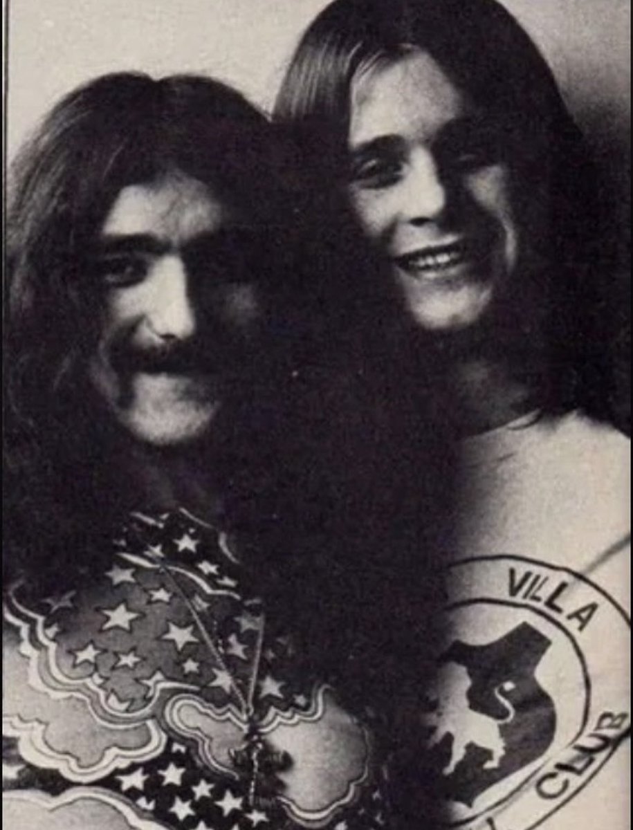 BrivnJimenez's tweet image. Coolest thing I found out today was Ozzy being an Aston Villa fan