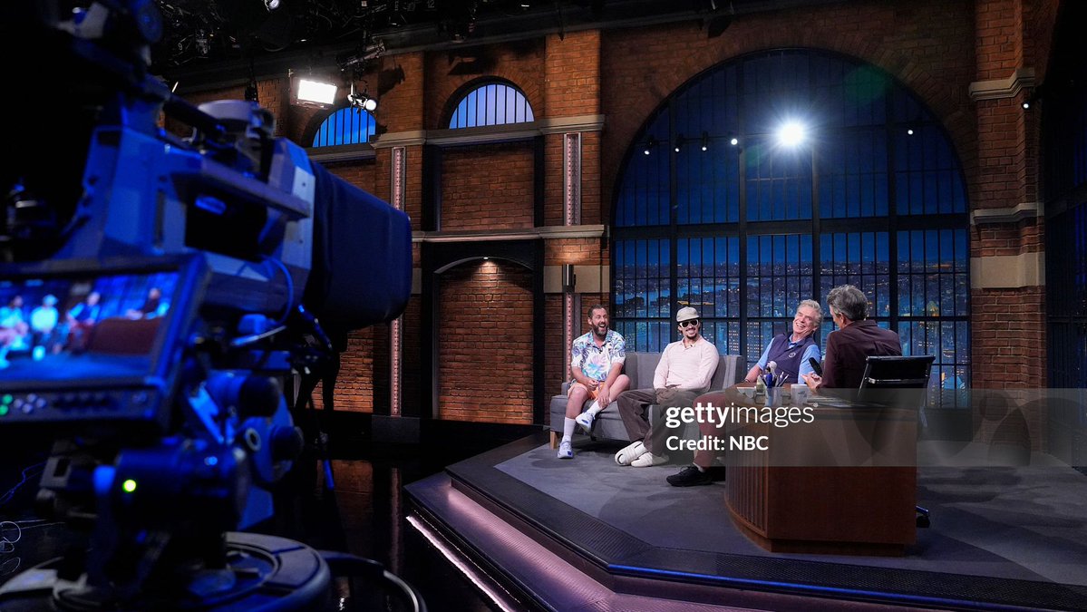 AccessBadBunny's tweet image. Bad Bunny & Adam Sandler behind the scenes of the Late Night with Seth Meyers. 📺🇺🇸