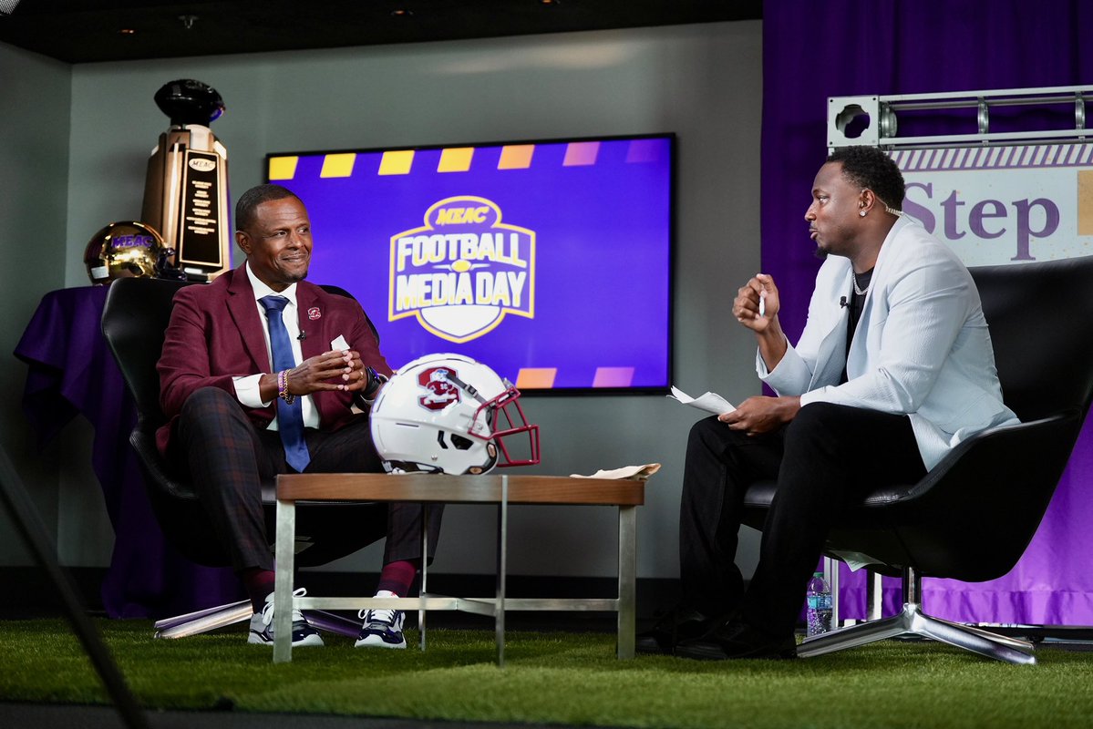 MEACSports's tweet image. Before the season starts, we talk strategy.
Our Head Coaches sat down to talk all things MEAC Football with special guest host LeSean McCoy 🎤 in the heart of Baltimore 🏟️ for the 2025 MEAC Football Media Day Show LIVE on ESPN+ 🏈📺
#MEACPride #MEACFootball…
