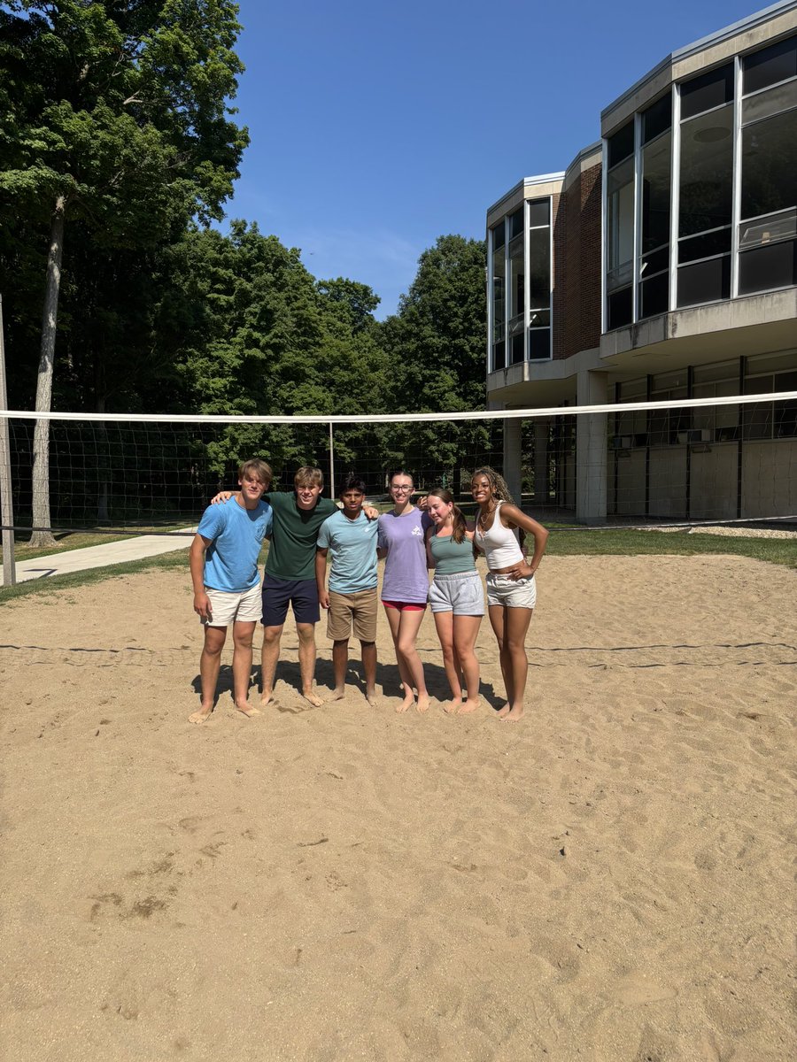 MIPAUpstart's tweet photo. In our last game of the day, Indesign took down Shoot Like a Pro with a score of 10-6.

The Semi matchups tomorrow are as follows: 
Best Theme Ever vs. Art of Storytelling
Indesign vs. Journalistic Storytelling

The finals will also take place tomorrow following the semi matchups https://t.co/pqOEeAWh4c