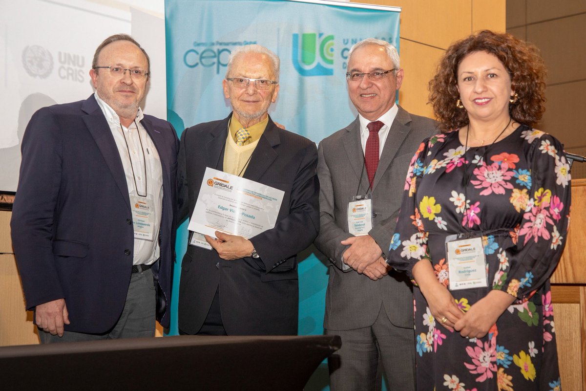 #GlobalUCC 🌎

📢 Revista Semana destacó cómo ¡Bogotá fue protagonista del debate sobre la crisis y el futuro de la integración entre América Latina y Europa!

Un evento académico de alto nivel ✍️📚 impulsado por el CEPEG, UNU-CRIS y CEPAL 📰✨.

🔗 Lee 👉acortar.link/LKLJfs