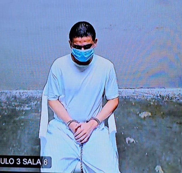 FGR_SV's tweet image. #CombateAPandillas I
▶️Erick Fernando Hernández Borja
▶️Ulises Saúl Benito Pineda
▶️José Francisco Cuellar Santos
Son tres pandilleros del Barrio 18 quienes han recibido una condena de 65 años de prisión, por asesinar a dos personas en mayo de 2019.
Estos terroristas se…