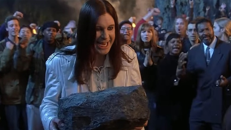 GeekVibesNation's tweet image. Ozzy Osbourne: A Legacy of Music, Reality TV, And Film
READ MORE: bit.ly/40ySL7r