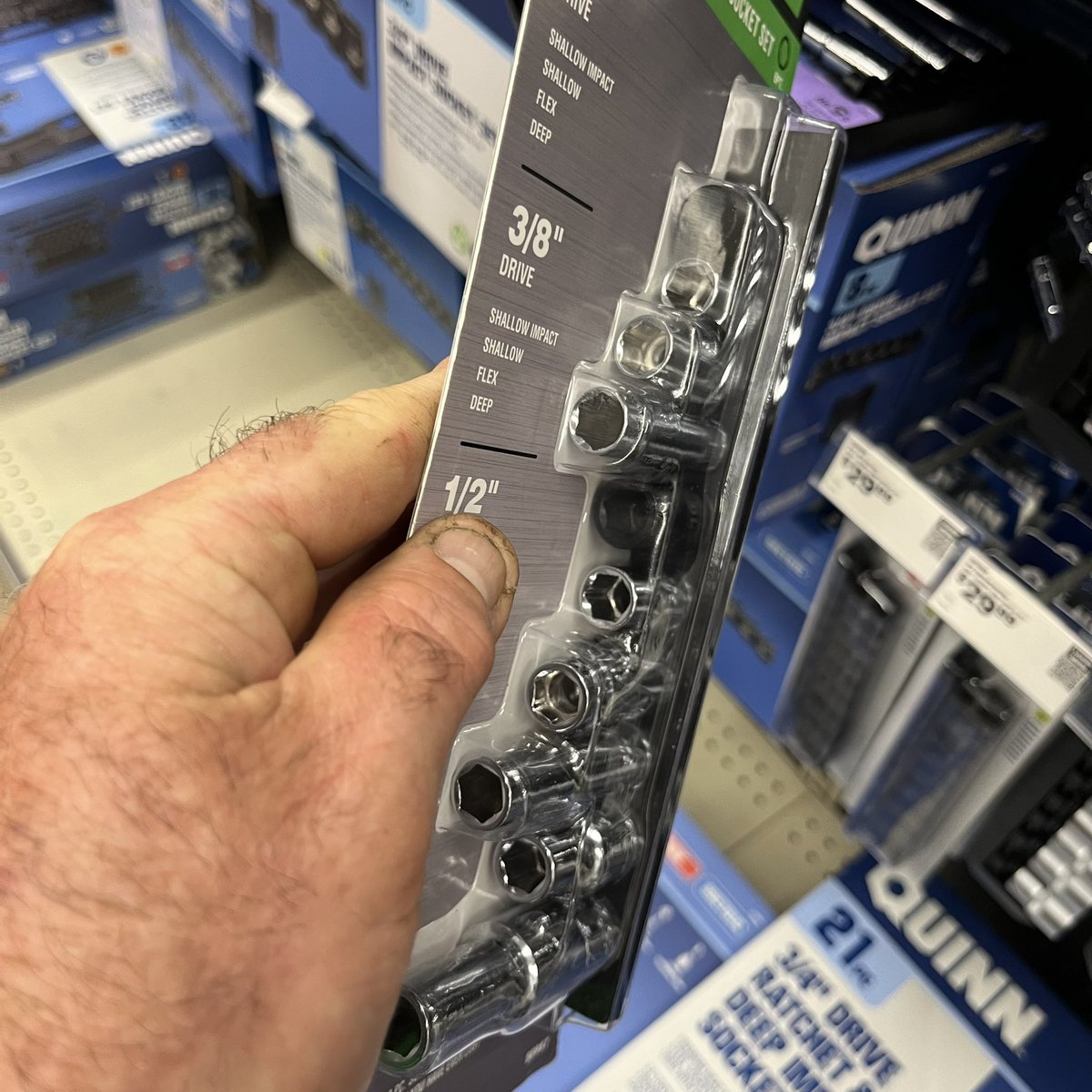 JDyerArt's tweet image. Hey @HarborFreight you’ve made a mistake with this packaging. It’s not essential unless you have 12 point sockets +12 point swivel sockets. It’s a nice try, but you can definitely do better.