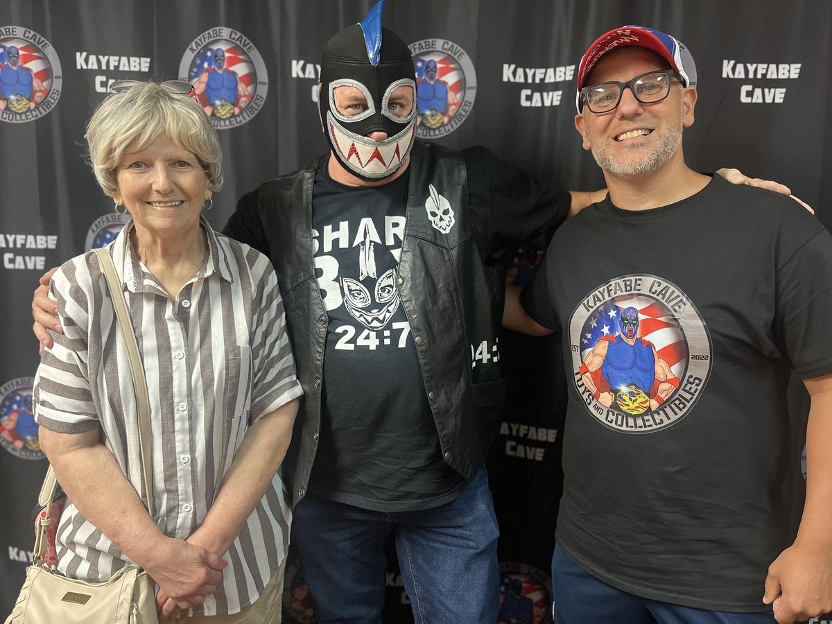 lee3gann's tweet photo. @SharkBoy24_7 it was great meeting you at Kayfabe Cave. I have added the Sharkboy mask to my wall. https://t.co/tBRHKqHzI8
