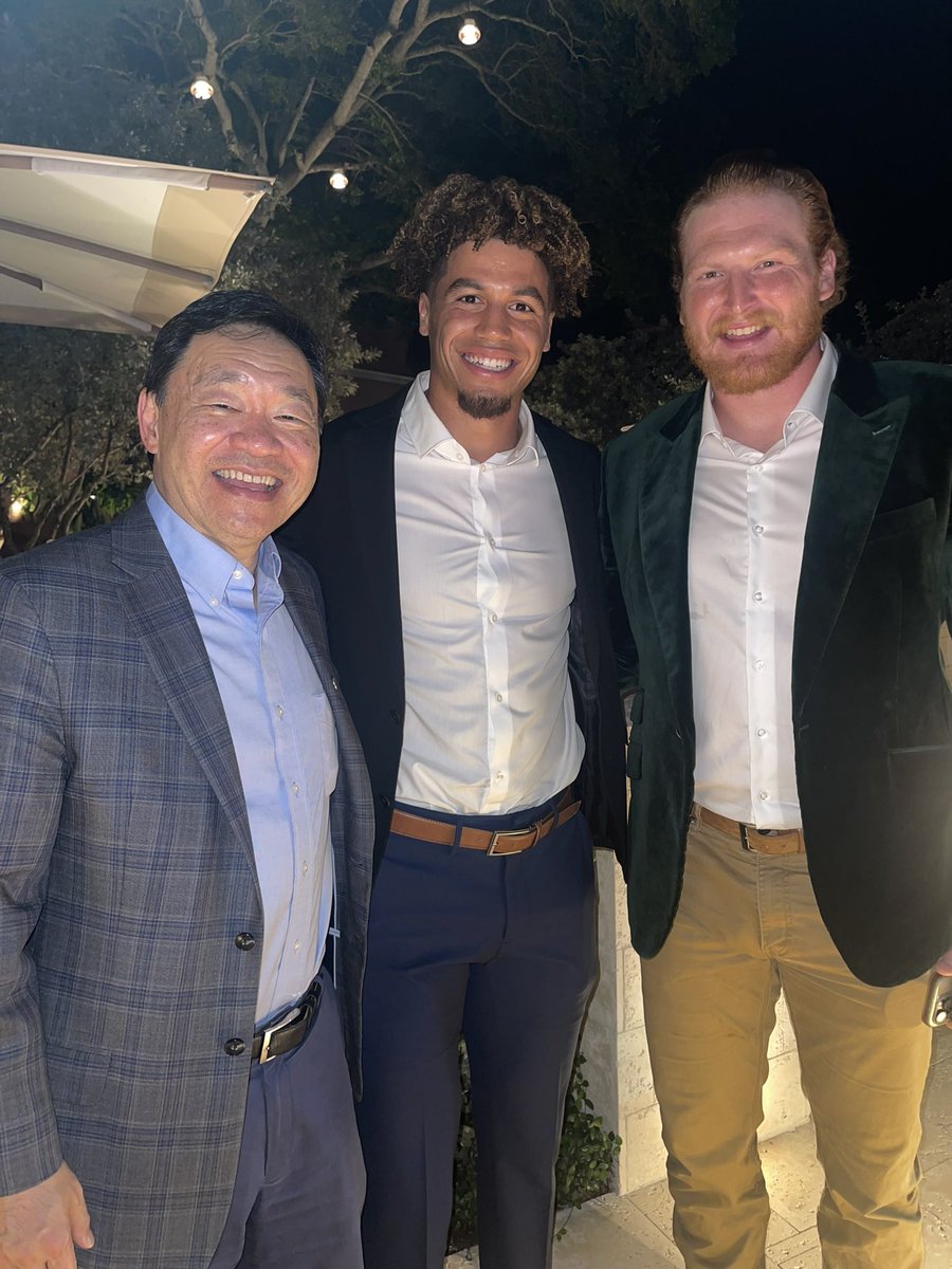 PatrickHwuMD's tweet image. Great evening at the @Buccaneers partner kickoff dinner! Connected with Zyon McCollum and Ko Kieft, who remember visiting @MoffittNews as rookies, and met first-round draft pick Emeka Egbuka. Wishing the team a strong start to training camp! 🏈💪 #GoBucs