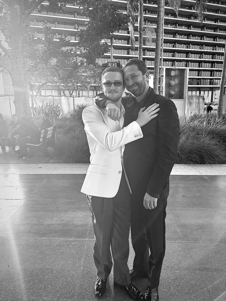 joequinnhq's tweet image. 🔴 Joseph Quinn and Ebon Moss-Bachrach in Los Angeles for the world premiere of ‘THE FANTASTIC FOUR: FIRST STEPS’
