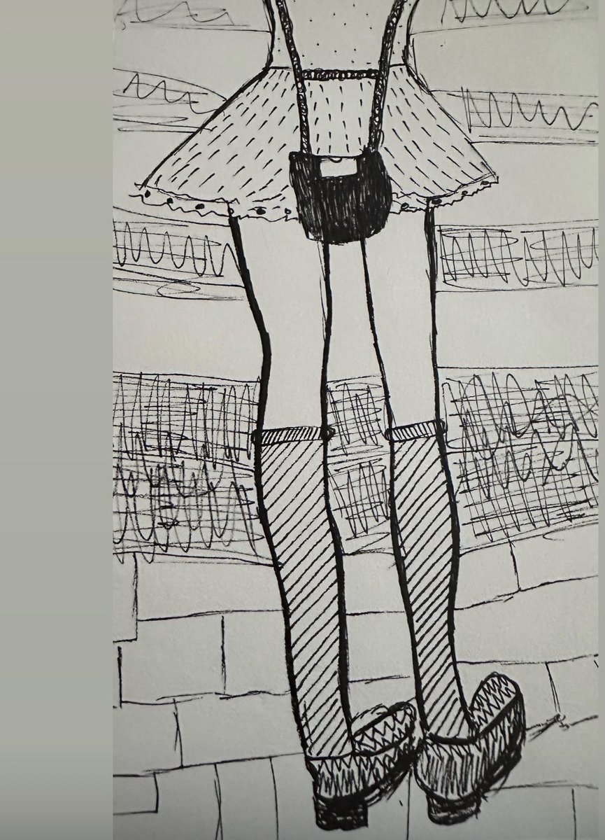 Qendressa's tweet image. A simple drawing I found through looking up in my archive. I still lover her socks the same 💙💎
#drawingart #drawing