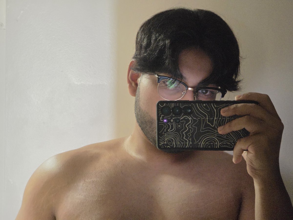 moobiful's tweet image. stylist didn't care but a white lady at work said I look like zohran mamdani kms