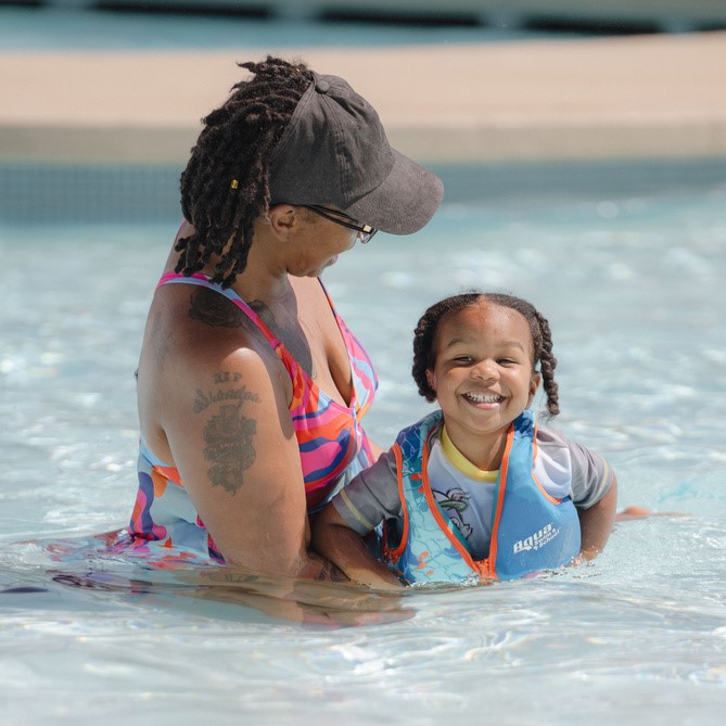SRPconnect's tweet image. Don’t forget to use our special offer to get tickets to our end-of-summer Safety Splash event at @MesaGolfland this weekend. srp.net/q9w8vv