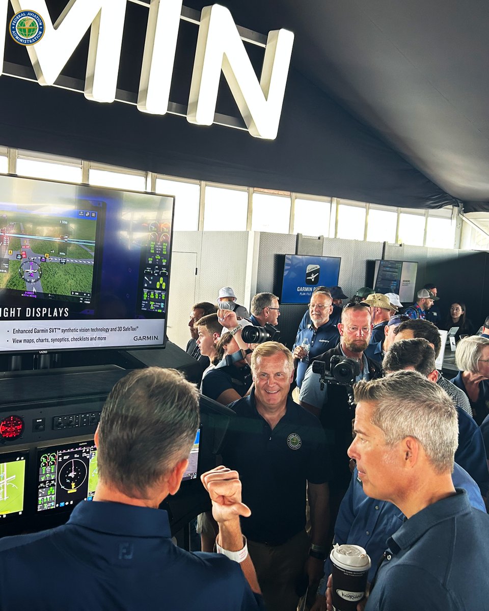 FAANews's tweet image. .@SecDuffy and @FAA_Chris got a close look at cutting-edge @Garmin aviation technology. Here at @EAA AirVenture industry is bringing top-flight tools to the cockpit to help pilots fly more safely. #OSH25