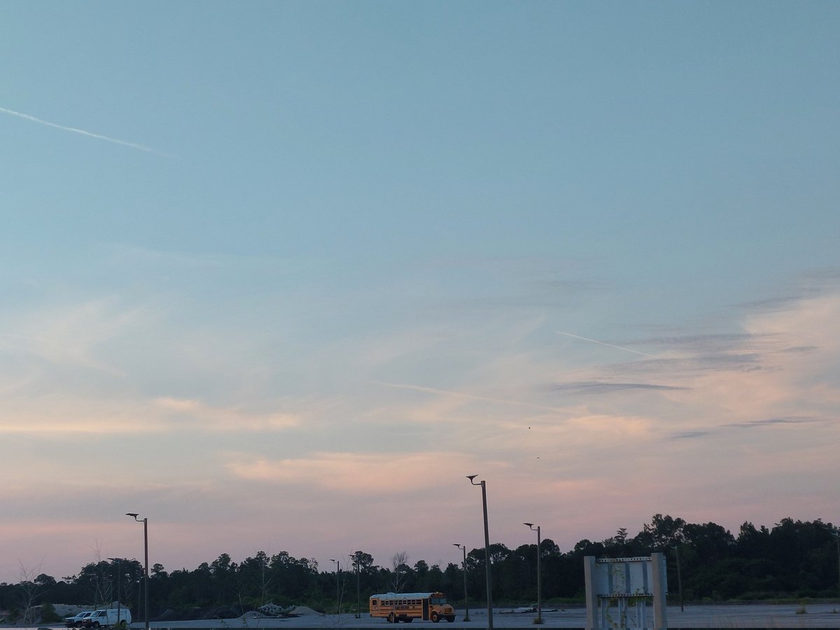 DEFCON_Marine's tweet image. And here is the start of the day in geo-engineering Fuckery. When is the accountability coming?
@POTUS
@SecDef
@SecKennedy
@SecDuffy
@USDOT