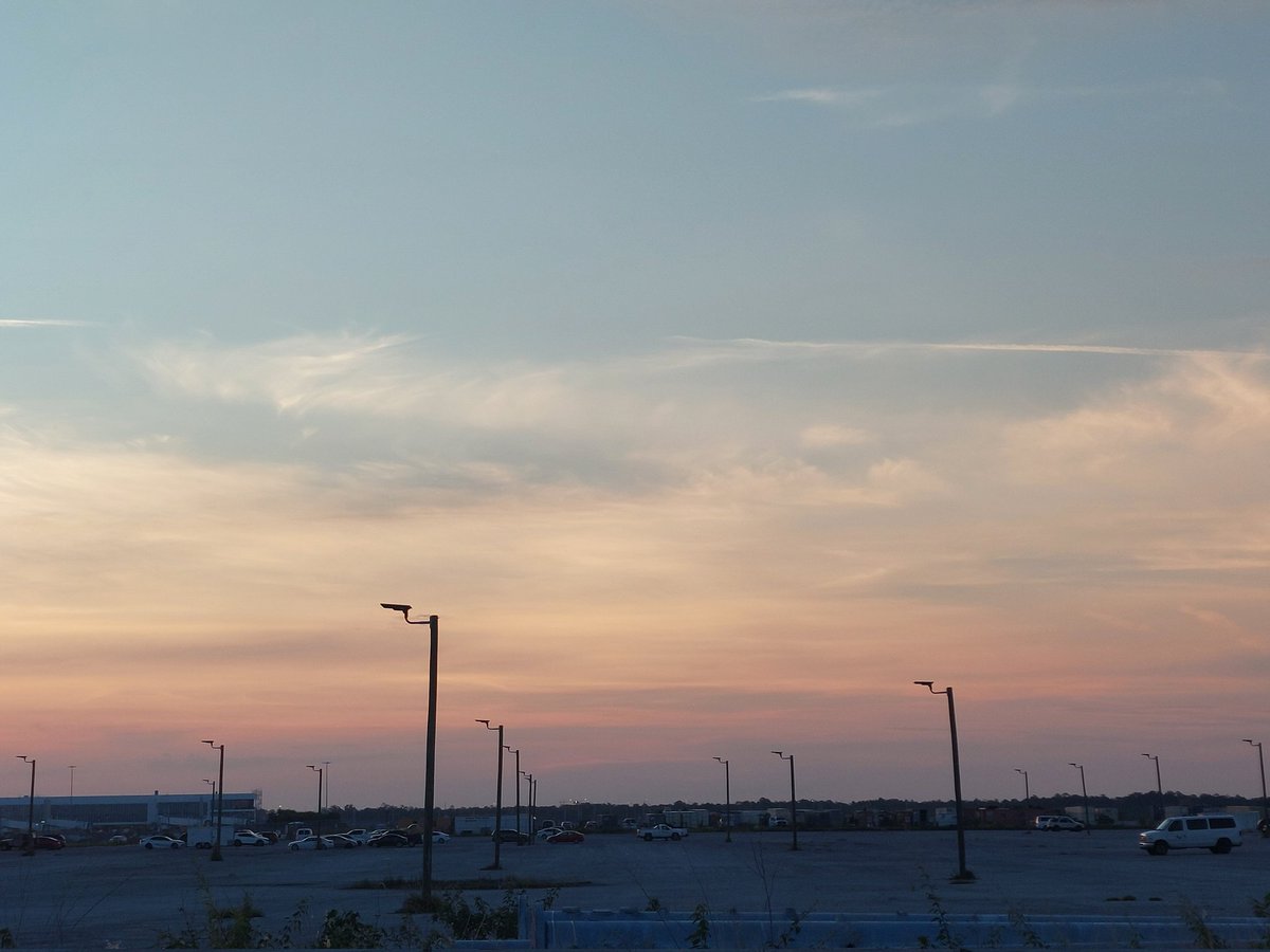 DEFCON_Marine's tweet image. And here is the start of the day in geo-engineering Fuckery. When is the accountability coming?
@POTUS
@SecDef
@SecKennedy
@SecDuffy
@USDOT