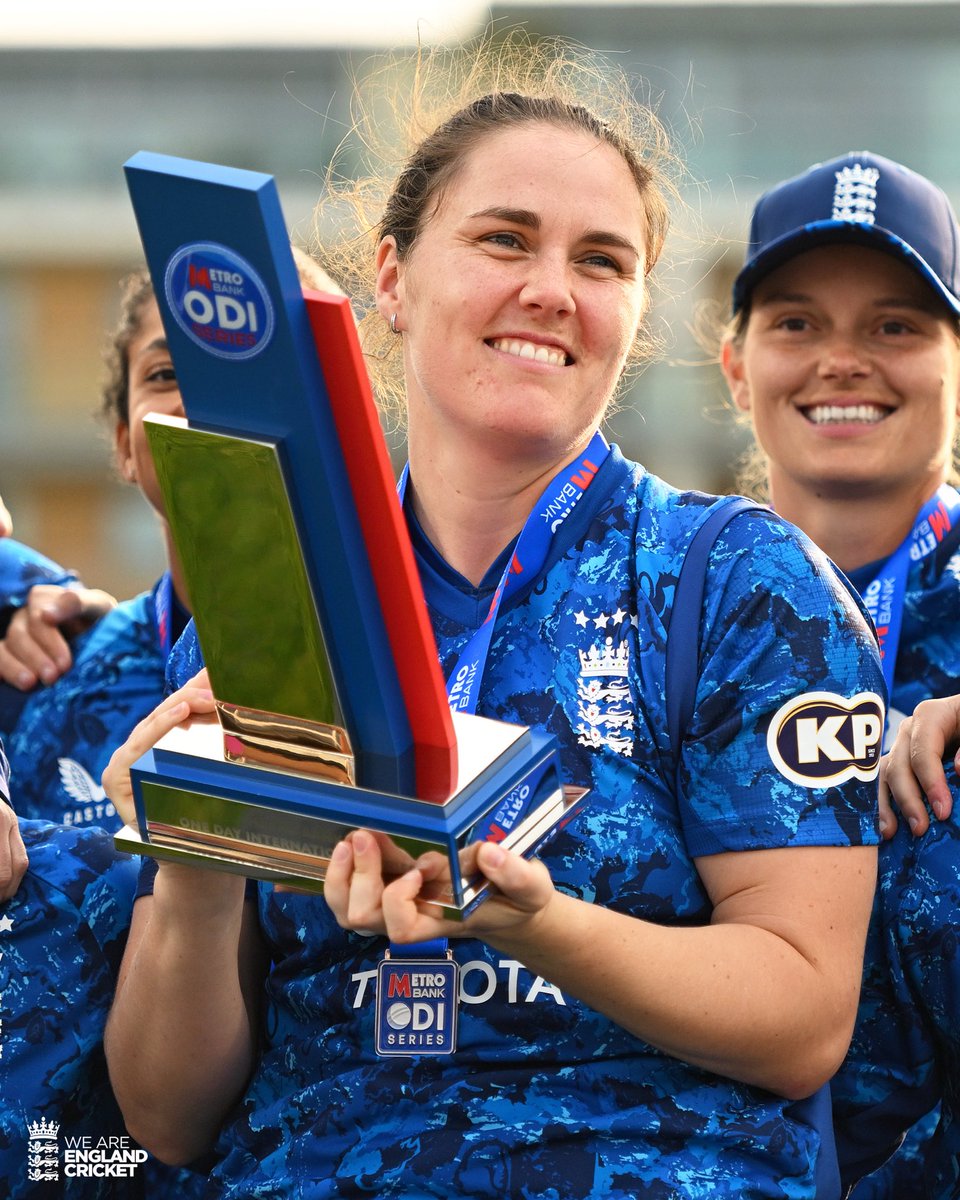 englandcricket's tweet image. England Women’s Summer 2025 ✅
Not the ending we wanted but some amazing moments throughout and we appreciate all the support 🩷
World Cup 🔜🔜🔜