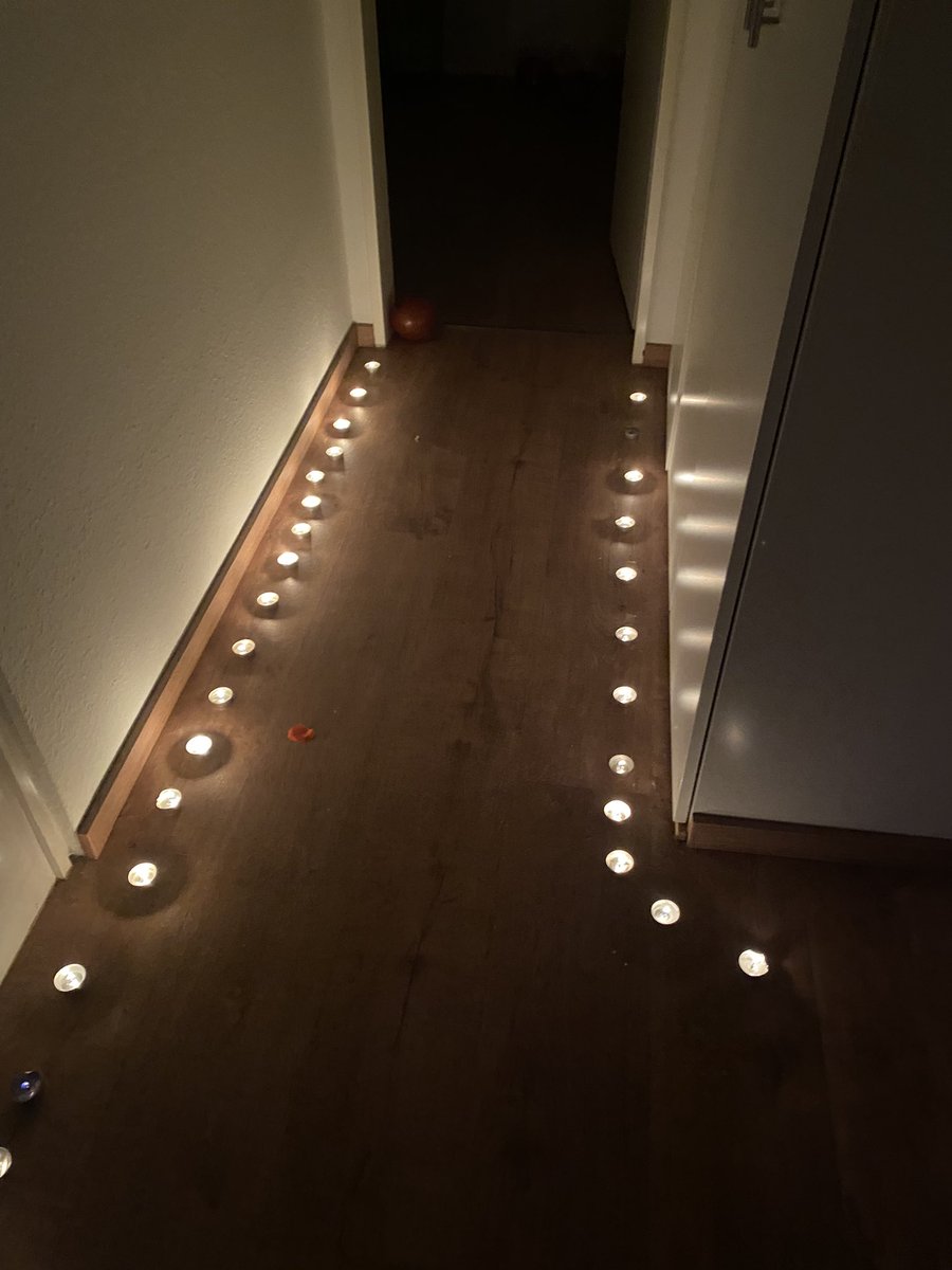 RZN YuiCee tweet media