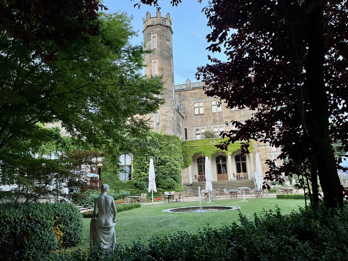 MPS_cog's tweet image. Having our annual Summer Cognition Academy at Schloss Eckberg in beautiful Dresden! Great talks and great to see everyone in person! And even the weather provides a full program…😜😂👍🏻#passionforscience #maxplanckschools