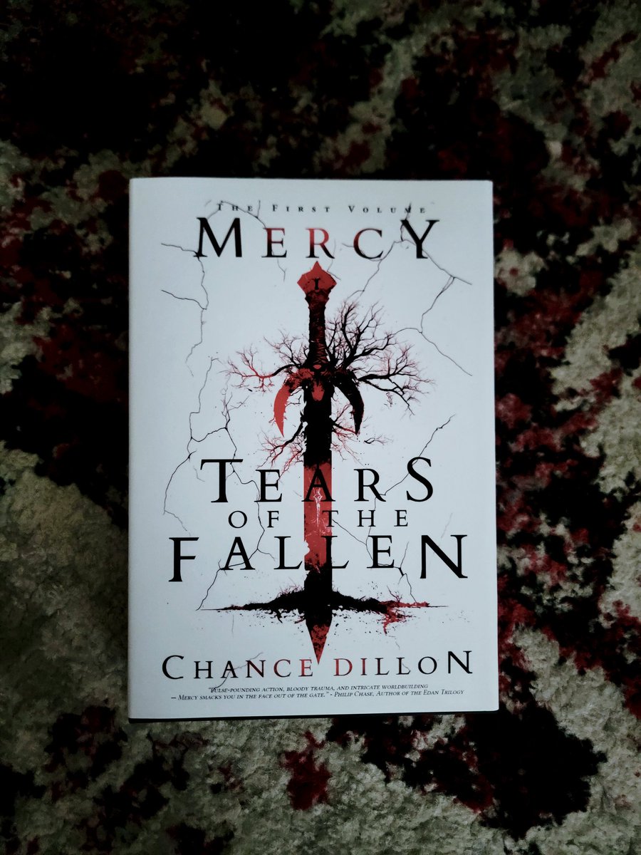 jheilesonRD's tweet image. Indie and self-published books are getting out of control! Check out ANOTHER stunning cover for @ChanceBeeDillon's debut Mercy: Tears of the Fallen that features ridiculous interior artwork!