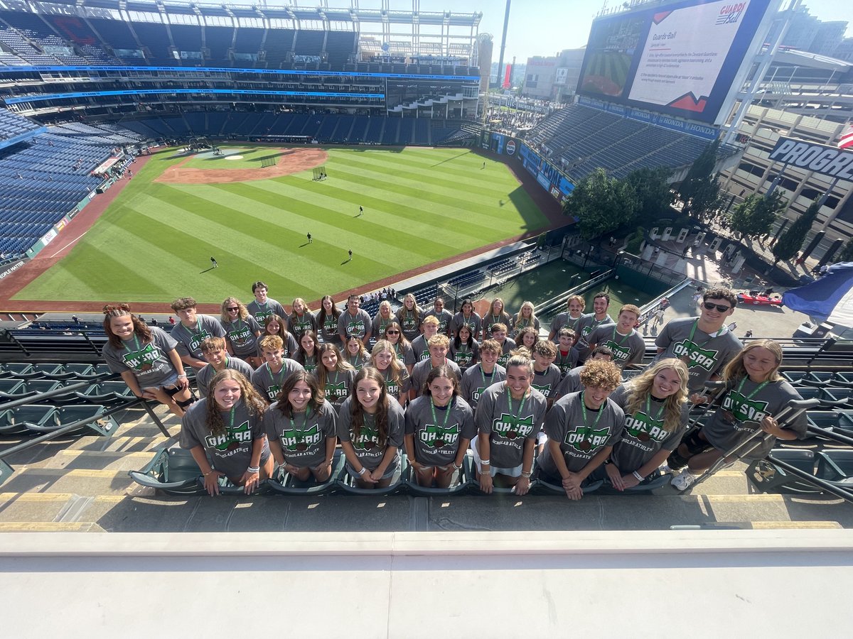 _nedab's tweet image. @_nedab honored the recipients of the @OHSAASports scholar athlete award at Progressive Field. Fifty-five student athletes were awarded certificates, medals, and a $1K scholarship. Also, two members of the media were honored: Charlie Malta and Tom Nader. @OHADNewsHS