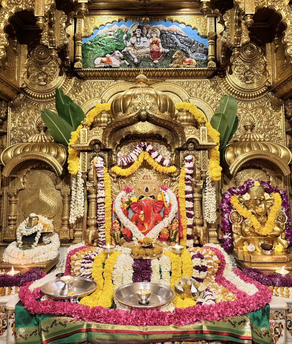 🙏 गणपती  बाप्पा मोरया 🌺मंगलमूर्ती मोरया 🙏२३/०७/२०२५
🙏Ganapati Bappa Moraya 🌺 Mangalmurti Moraya  🙏23/07/2025