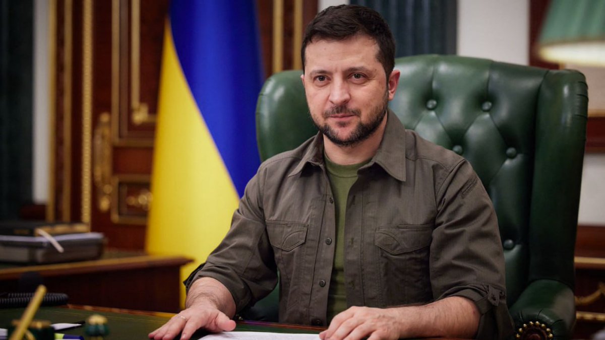 TuckerCNews's tweet image. 🚨Simple YES or NO poll.
Do you stand with Ukraine?
A. Yes
B. No