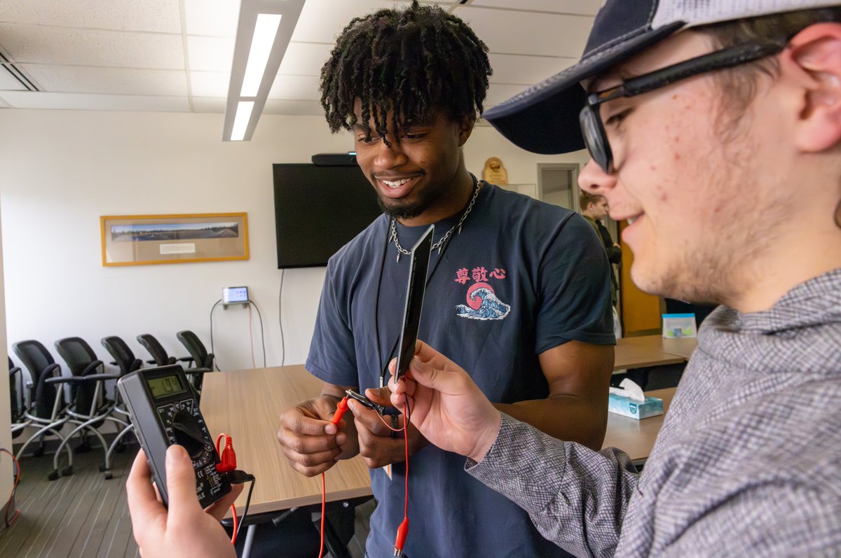 Join the ANSEP team and help shape the future of education in Alaska! We are currently hiring for two Anchorage Acceleration Academy positions- the Director of Operations &amp; Academics and the Assistant Director of Operations &amp; Academics. Apply at ansep.net/available-posi…