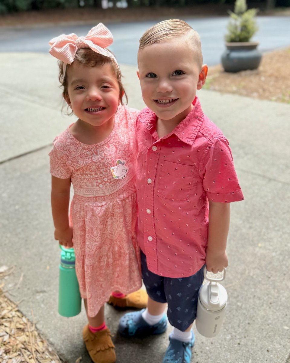 Thank you for giving on National Give Something Away Day! Your generous gifts helped us exceed our fundraising goal, reaching $540 in 24 hours. From the ACU Family, Devan, Liam, and Layla, thank you for believing in what is possible when community comes together. #AssociatedCU
