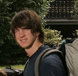 TARbirthdays's tweet image. Today, July 22nd, we celebrate Claire Champlin Woolsey, a TAR legend & runner-up in S17 (even after getting hit in the face w/ a watermelon) and Brock Rogers, who had the directions right all along in S8 “Family Edition”! Happy Birthday to both!
@Champ72280 #AmazingRace