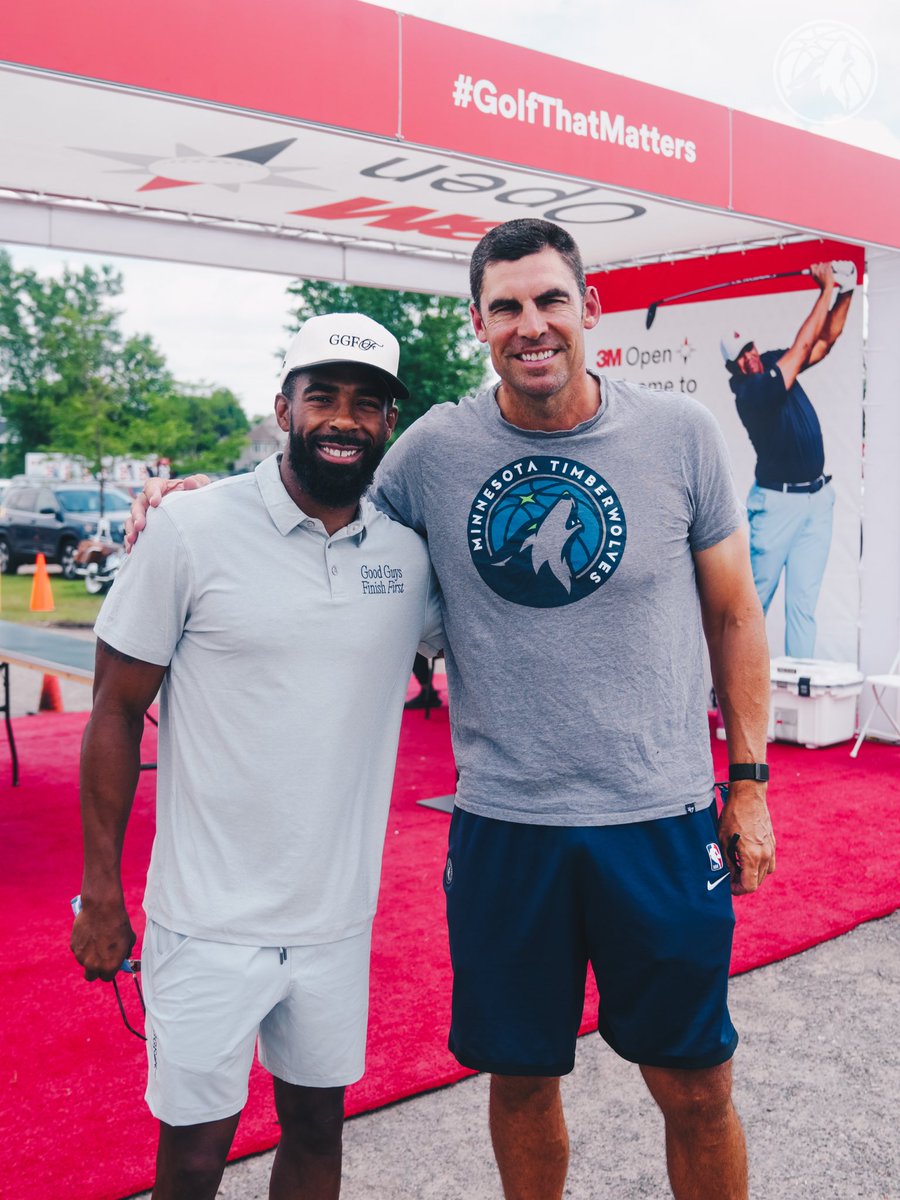 Timberwolves's tweet image. chillin’ with a couple of Timberwolves alumni.
📍@3MOpen