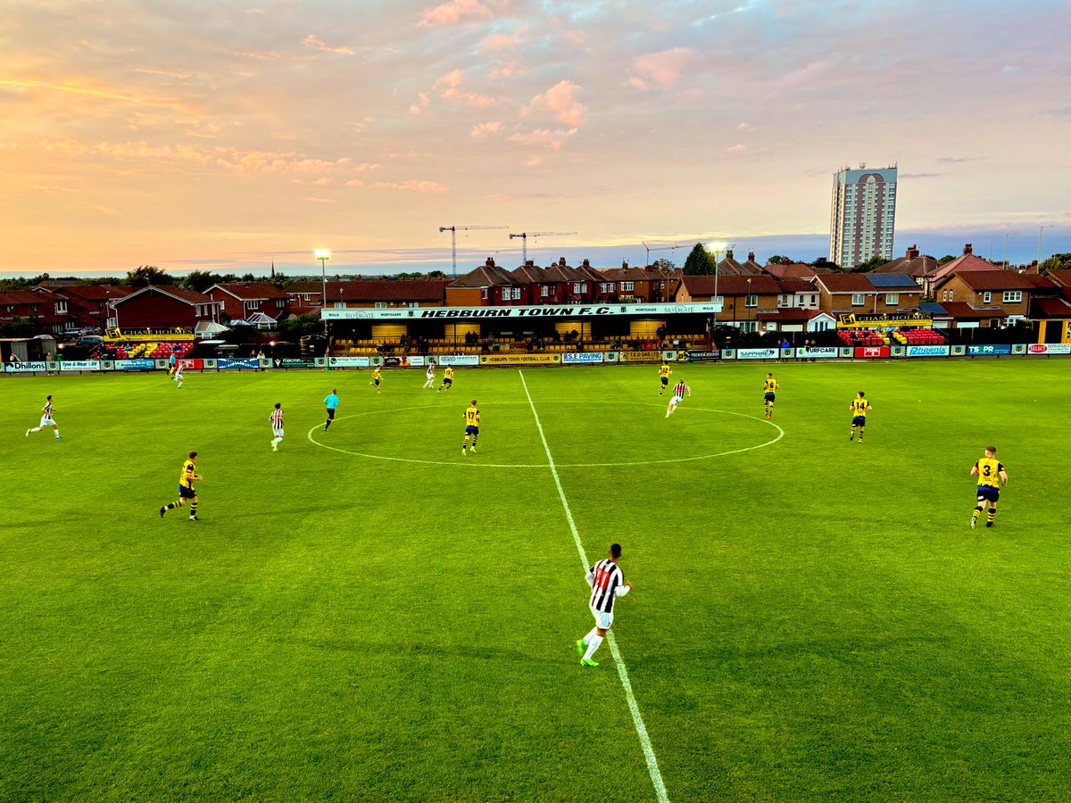 MarkCarruthers_'s tweet image. A cracking night at @HebburnTown for their pre-season friendly with @SpennymoorTown.
Despite the result, both clubs can head into the season in positive fashion ⚽️
