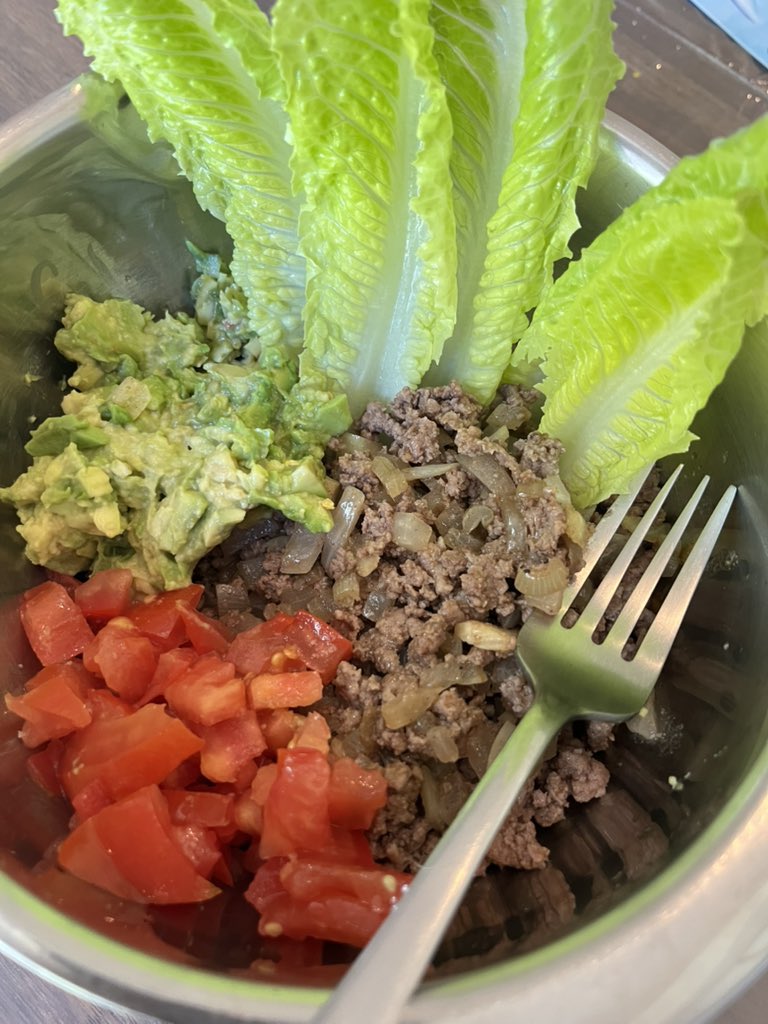 KettlebellDan's tweet image. I wish there was a way to get through to people that they can eat as much meat as they’d like and still lose weight if only they stopped drinking alcohol and eating cake
