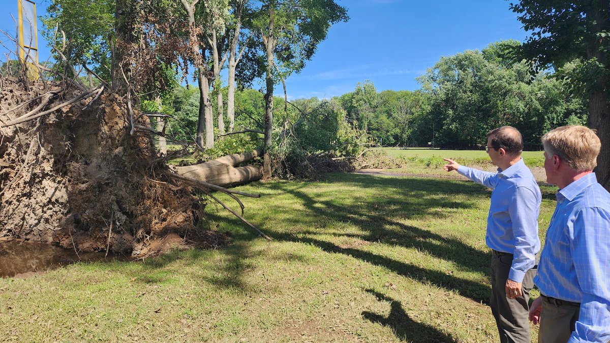 CongressmanKean's tweet image. Last Friday, I toured flood-damaged areas in New Providence with Mayor Al Morgan, in Watchung with Mayor Ron Jubin and Councilman Paolo Marano, and in Green Brook with Mayor Jim Van Arsdale to see firsthand the devastation caused by last week's storms.
Our office remains in…