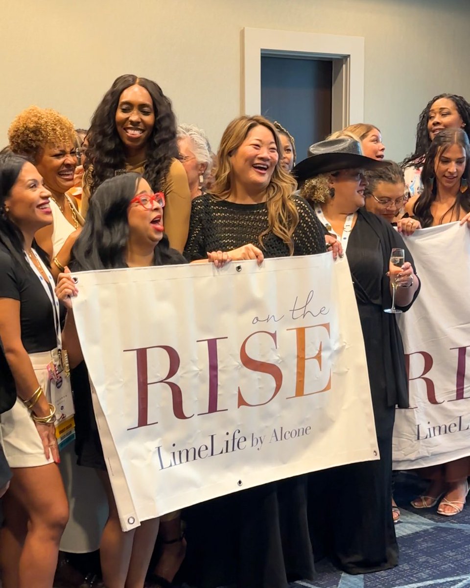 Unforgettable moments of empowerment, love, and strength blossomed during our On the Rise Welcome Reception at Palooza—and continue to flourish during our On the Rise Retreat. 🌟🌷

#LimeLifePalooza2025 #LimeLifeOntheRise #woc #bipoc #networkmarketing #beauty