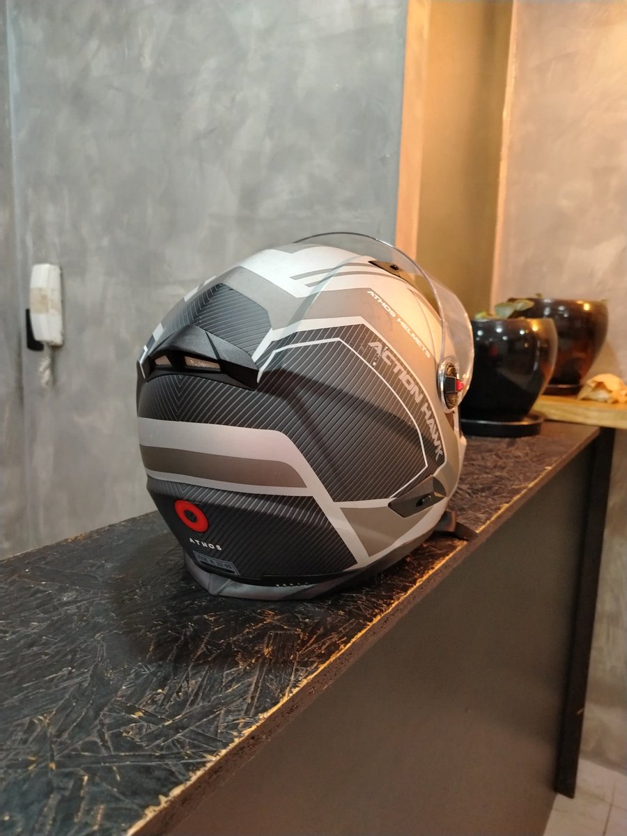 Me voy y vendo todo ✨
Costo org fue de Gs. 13.500.000 con el casco.  3 meses de uso. Incluye el mantenimiento de los 3milkm y casco reglamentario.
Motor 110 cc súper económico, automática, diseño compacto y con espacio de almacenamiento.  Gs. 8.900.000 conversable
0994289706