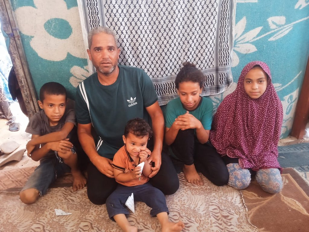 Mo7mmd30's tweet image. This campaign hasn’t received any donations at all.
This family is going through extremely harsh and heartbreaking conditions — they don’t even have a single piece of bread.
It’s inhumane for these children to go to sleep hungry every single night
I beg you a million times to…