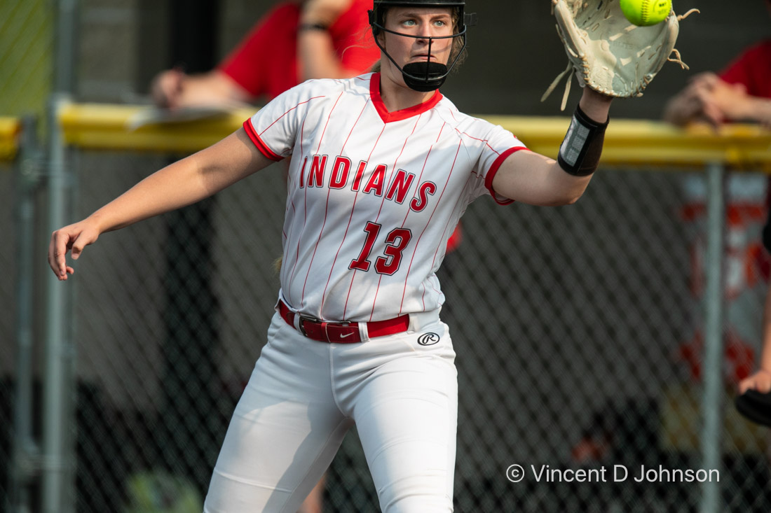 VincentDJohnson's tweet image. 🚨PHOTO GALLERY ALERT🚨
🥎#Beecher vs #BrimfieldElmwood super-sectional #softball photos📸 from June 2.
Link below⬇️👇⬇️
@BeecherBobcats @BeecherSoftball @lady_IndiansSB
visualpreservationist.com/photo-gallery-…