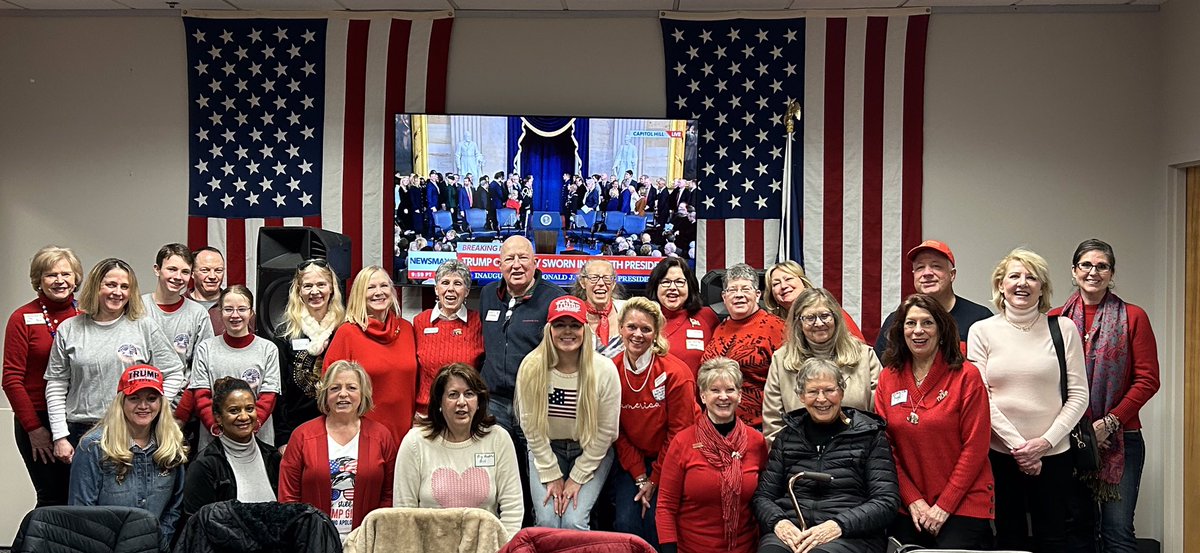 LoudounGOPWomen's tweet image. 🇺🇸🐘Join the Loudoun County Republican Women's Club!
✅Meet great people.
✅Have fun.
✅Make a difference.
➡️ Submit your membership form TODAY ➡️ loudoungopwomen.org/membership