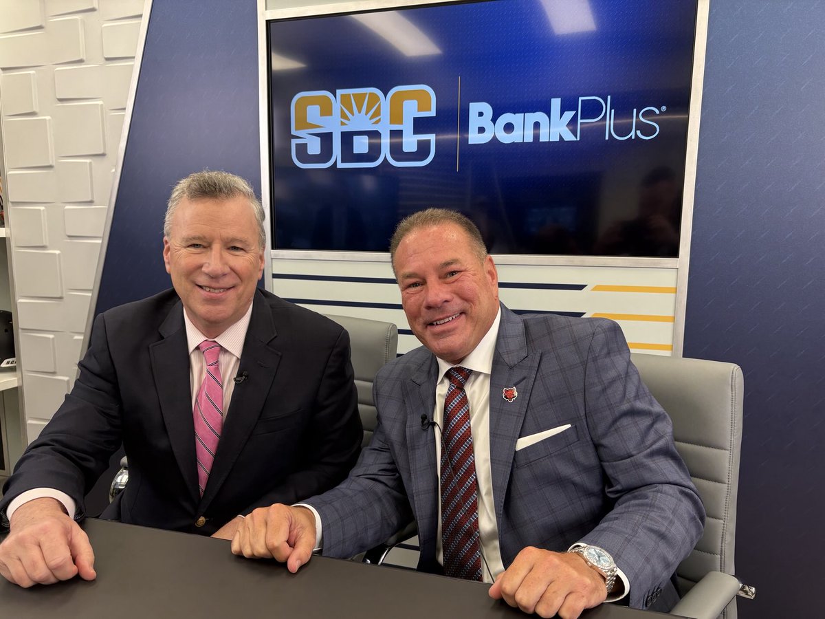 MattStewartTV's tweet image. Day 1 @SunBeltFB Media Days. Great to visit with @ULM_FB Coach @bryantvincent44. @TXSTATEFOOTBALL Coach @GJKinne. @AStateFB @CoachButchJones. ICYMI all @SunBelt studio interviews archived WatchESPN and @ESPN app