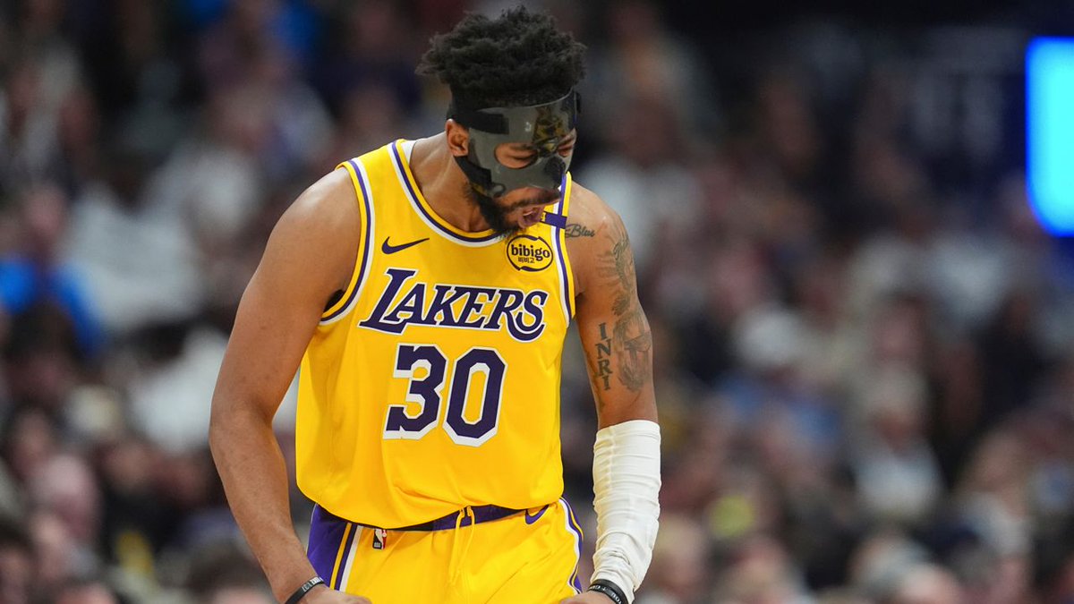 SleeperCeltics's tweet image. Celtics reporter @BobbyKrivitsky mentioned Jordan Goodwin as a free agent worth watching for Boston.
The Lakers waived him over the weekend to make room for Marcus Smart.
Goodwin averaged 5.6 PPG and shot a career-best 38.2% from three last season while bringing strong defense.