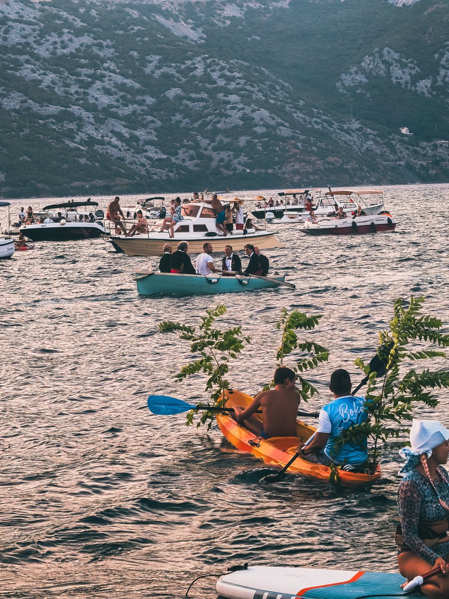 jellybeank_'s tweet photo. Fašinada 2025
📍Perast https://t.co/NVgDqRFBea