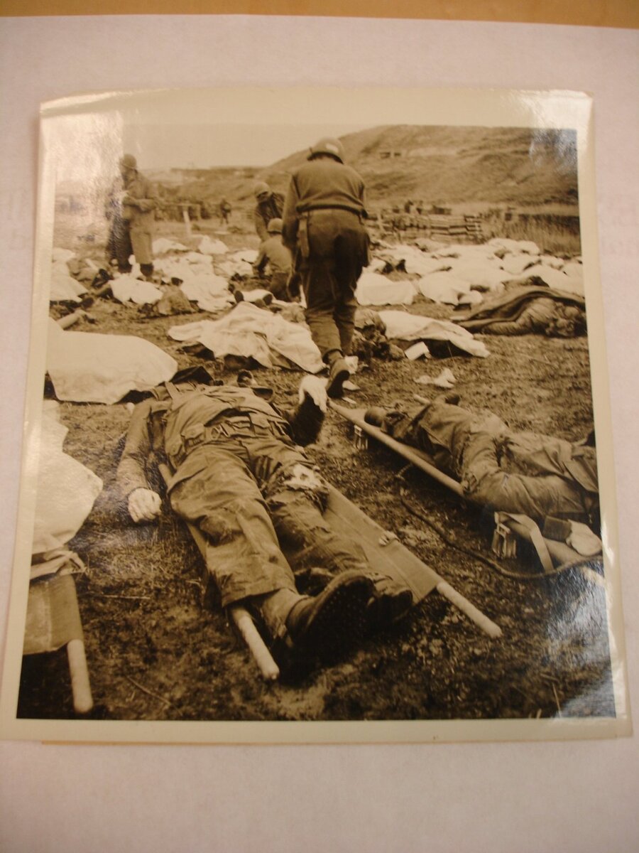 bm_photobot's tweet image. Death--One Cost of Victory brooklynmuseum.org/opencollection…