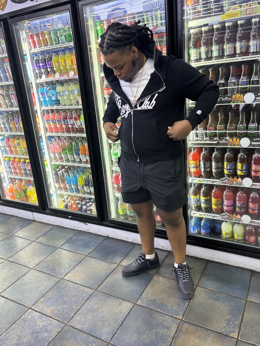 digger2x's tweet photo. 🤝🏾🤝🏾 https://t.co/aycR4SdQ4C