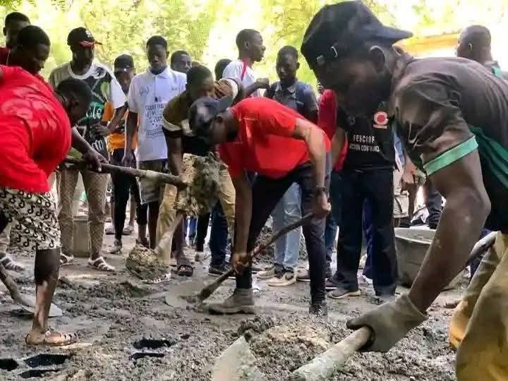 Joe__Bassey's tweet image. This is how to build a nation rapidly, everyone need to part voluntarily 🇧🇫