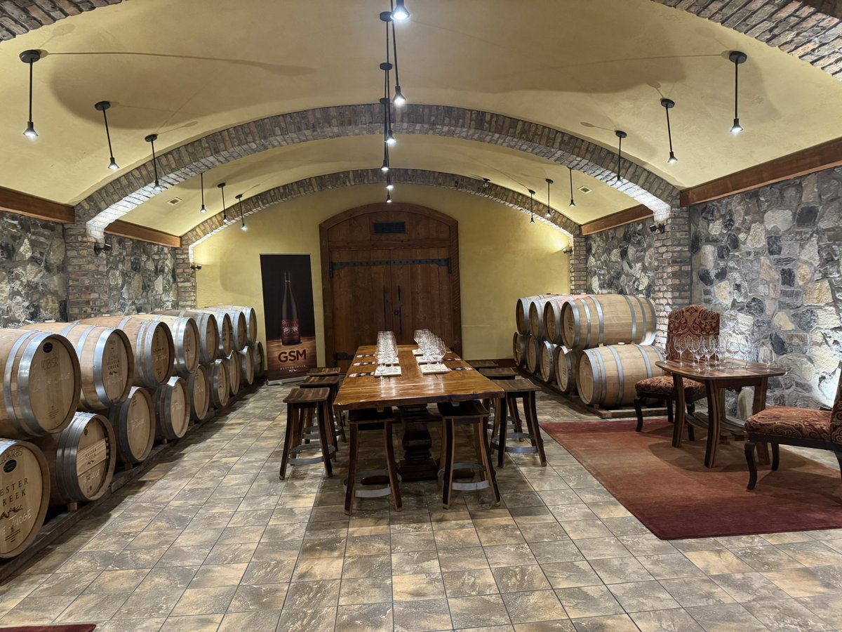 TWilsonOttawa's tweet image. Current status … unavailable 🇨🇦🏔️🍷 #okanagan #winetasting #winecountry #britishcolumbia #vino #wineislove #osoyoos #oliverbc #dayoff