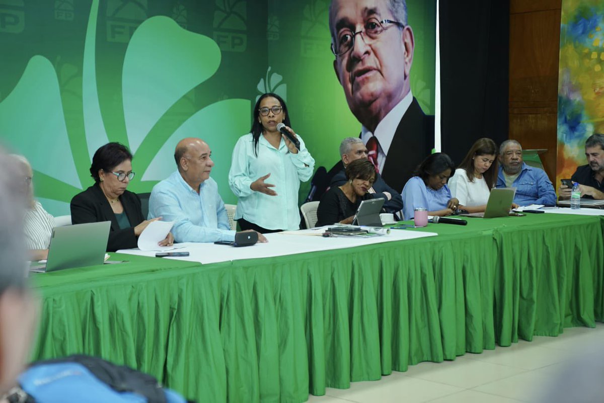 Bautista Rojas Gómez (@bautarojas) on Twitter photo Taller y reunión de seguimiento con los Supervisores y Coordinadores Electorales Territoriales, llevando a cabo el plan de trabajo según lo establecido para el montaje y preparación de las elecciones internas de nuestro congreso elector este 3 de agosto. <a href="/FPcomunica/">@Fuerza del Pueblo (FP)</a> Taller y reunión de seguimiento con los Supervisores y Coordinadores Electorales Territoriales, llevando a cabo el plan de trabajo según lo establecido para el montaje y preparación de las elecciones internas de nuestro congreso elector este 3 de agosto. <a href="/FPcomunica/">@Fuerza del Pueblo (FP)</a>
