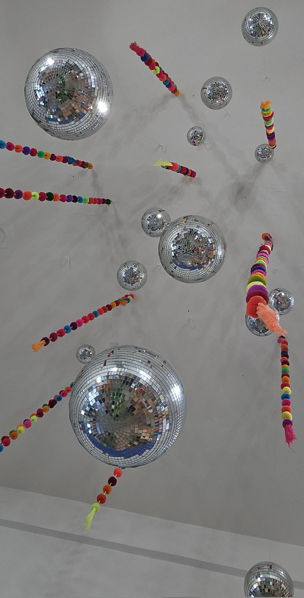 SwiftieSam28's tweet image. Ran into a debutation coded sticker &amp;amp; mirrorball @taylorswift13 while exploring Long Beach yesterday! 
@taylornation13 #TaylorSwift #Reputation #ReputationTaylorsVersion #Reputation #TaylorSwiftTaylorsVersion  #Debutation #mirrorball #folklore