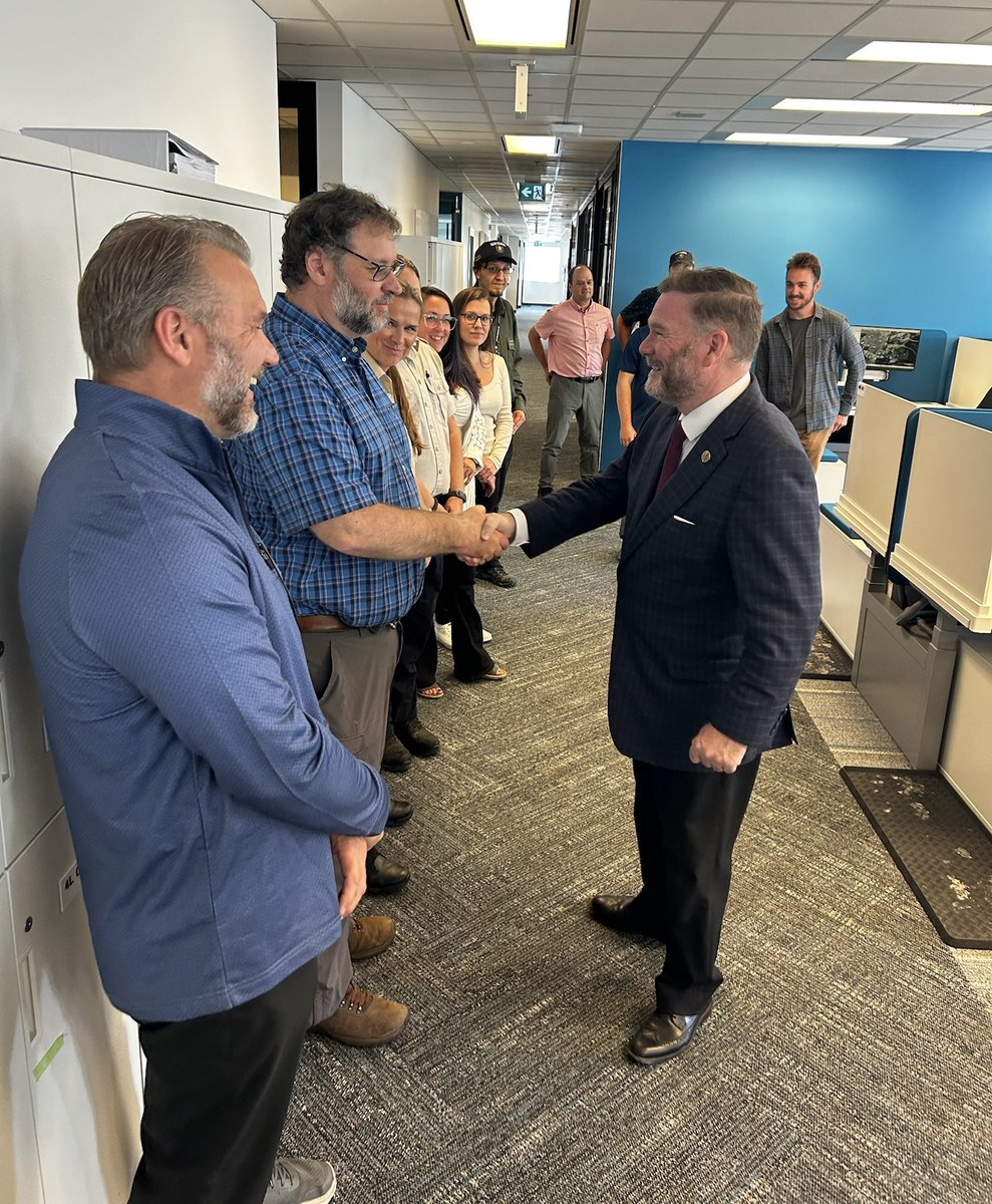 ToddJMcCarthy's tweet image. Today, I visited the Ministry of the Environment, Conservation and Parks Sudbury District office with PA @ChrisScottPC. We met with Environmental Officers from the Drinking Water and Environmental Compliance Division and toured their on-site Air Laboratory, which supports the…