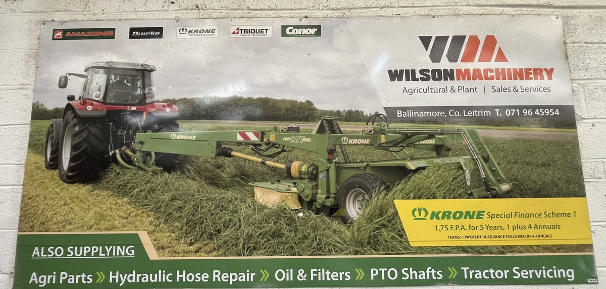 SeanMcKeon1973's tweet image. Leitrim @IFAmedia in association with @FRSTraining @fbd_ie Drumshanbo Mart, and Wilson Farm Machinery Balinamore, as part of #FarmSafetyWeek hosted teenager tractor safety training.
