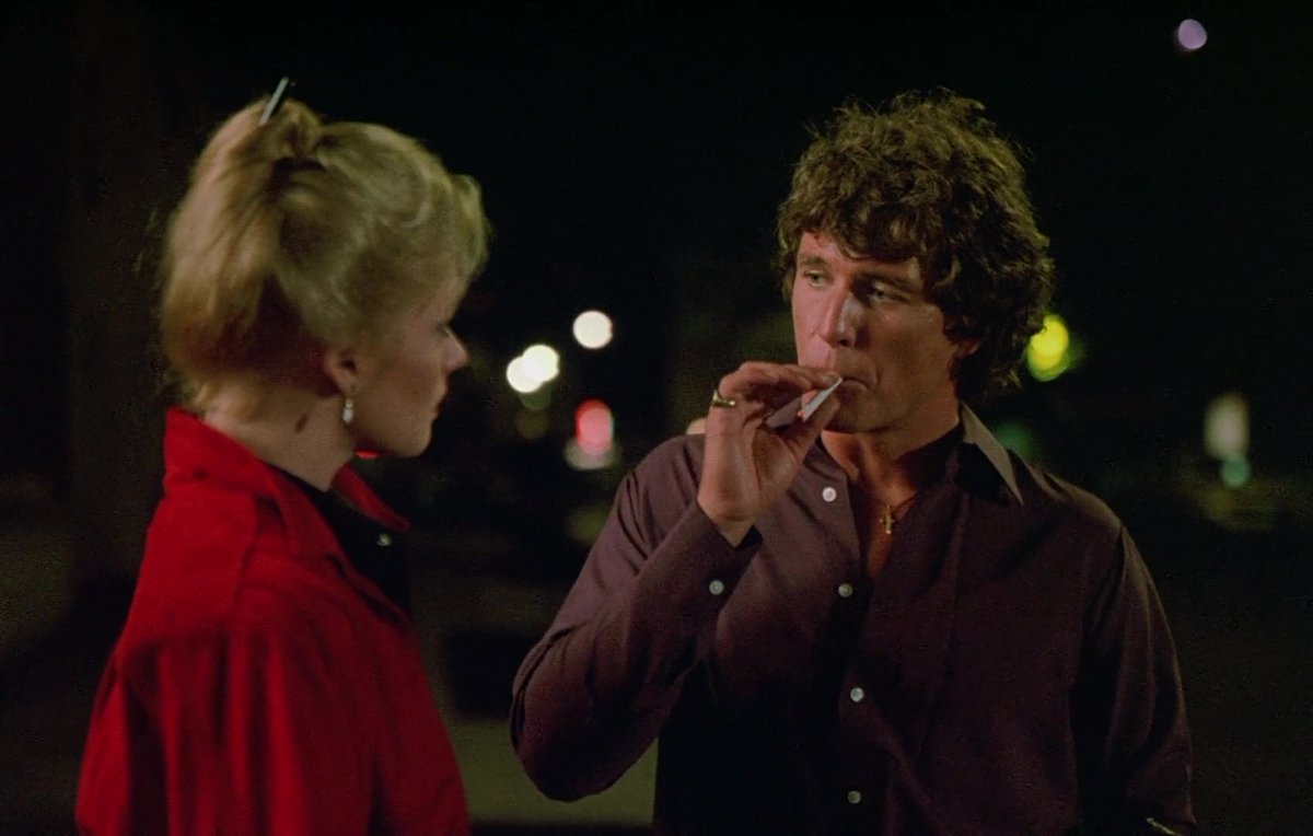 CIGARETTEMOVIES's tweet image. Fear City (1984) - 0:42:11
Dir. Abel Ferrara
Runtime 95 minutes
🚬 x 18, or one cigarette every 5.28 minutes
howmanycigarettes.com/fear-city/